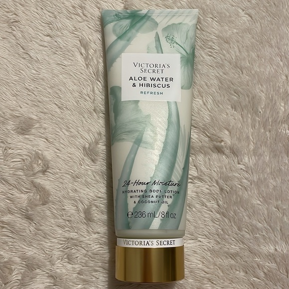 New! Victoria Secret Aloe Water and Hibiscus Body Lotion And Body Scrub Bundle - Picture 4 of 6